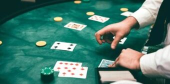 Nền tảng sinh lợi nhuận