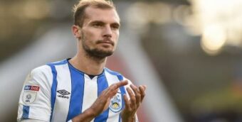 Hiểu rõ về Cầu thủ bóng đá De Jon - Từ những bước chân đầu tiên đến đỉnh cao danh vọng