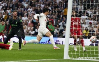 Son Heung-min nổi tiếng nhờ khả năng chơi bóng linh hoạt bằng cả hai chân